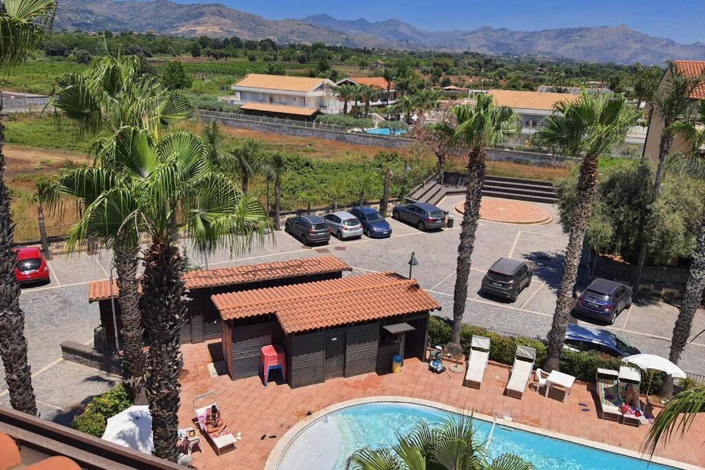 Sicilia, Mansarda Le Due Terrazze Lägenhet Mascali Exteriör bild